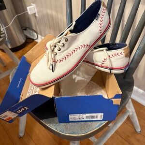 Keds baseball design shoes